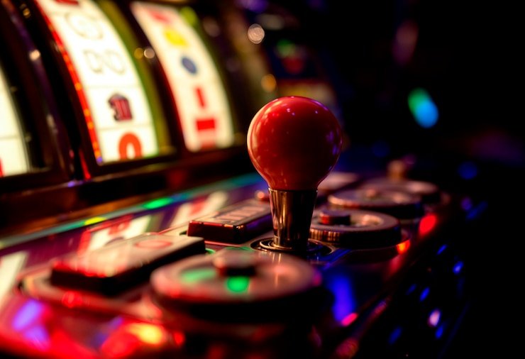 win79 platform dashboard showing Liga 1 fixtures, live-dealer tables, and slot games